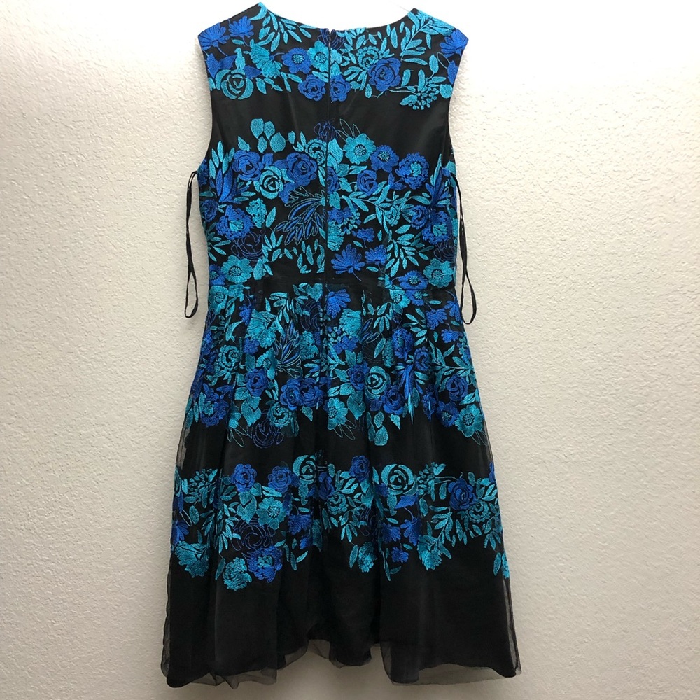 Tahari Black and Blue Floral Midi Dress - Picture 2 of 6